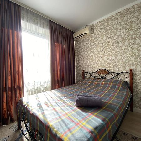 Medinahotelkz, #3, До Арбата 15 Мин Пешком, Halal Alma-Ata Buitenkant foto