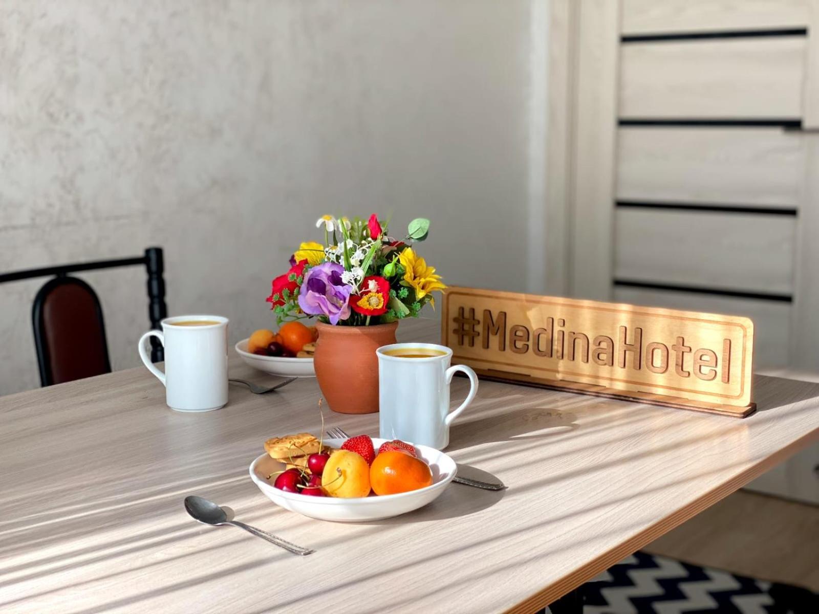 Medinahotelkz, #3, До Арбата 15 Мин Пешком, Halal Alma-Ata Buitenkant foto